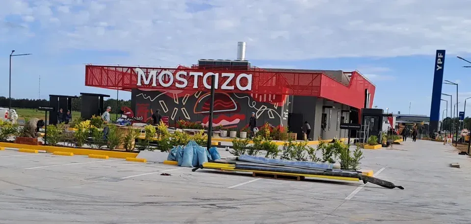 Local Mostaza Ruta 2, km 202,3